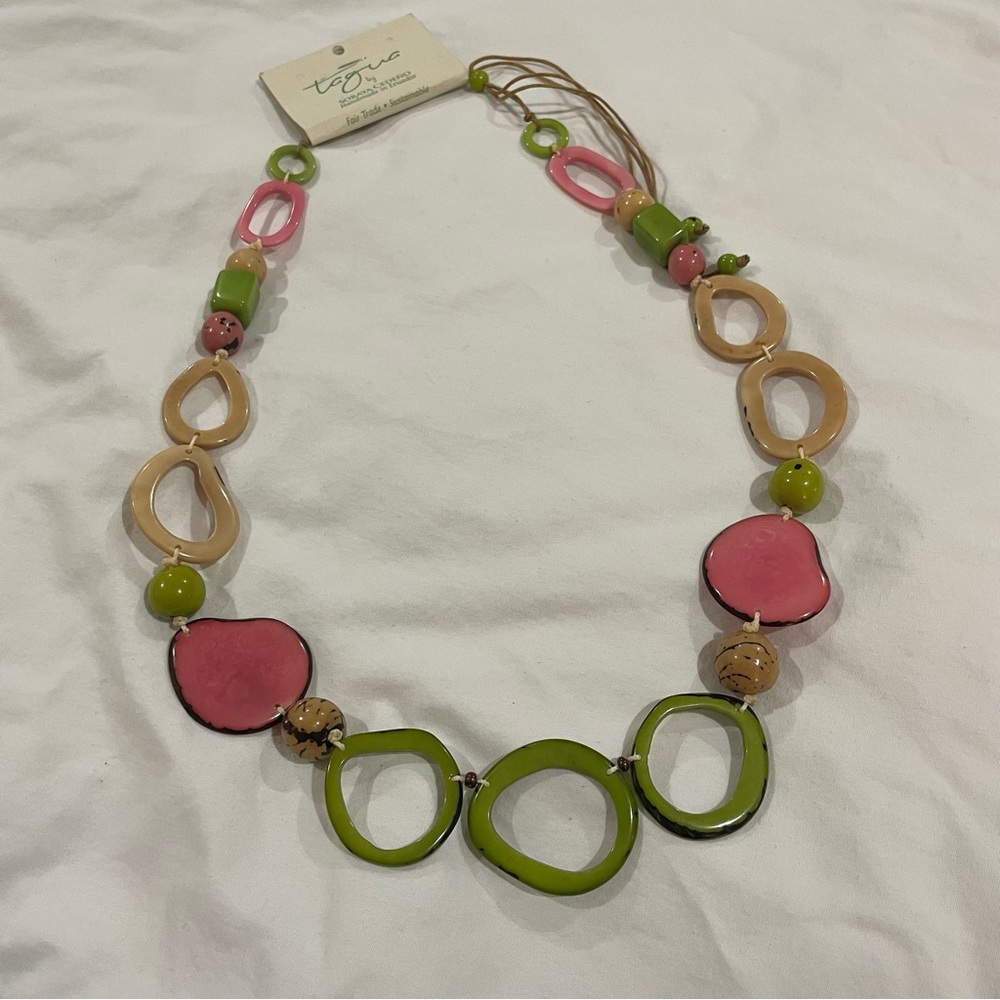 NWT Tagua nut necklace